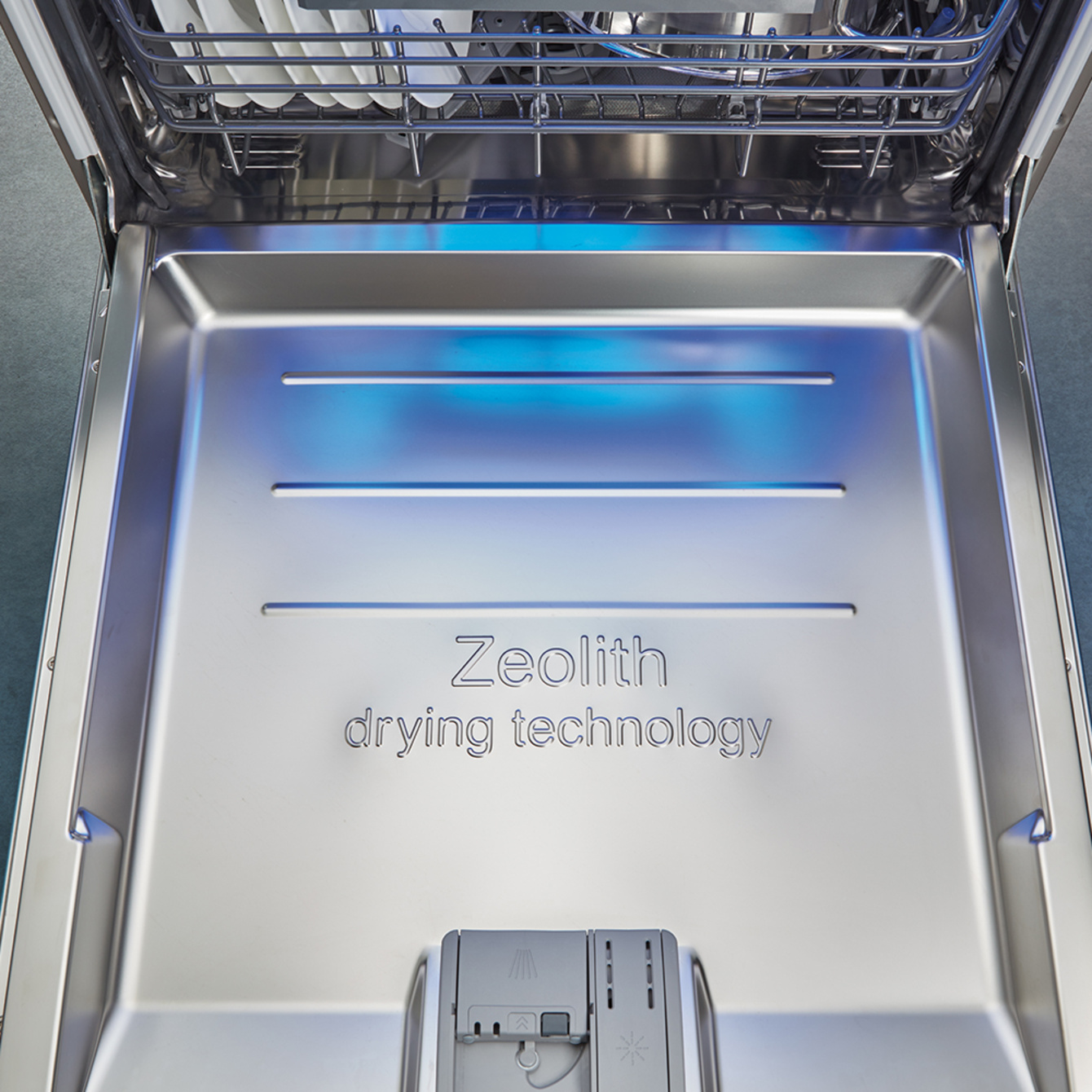 Zeolith Trocknen – Für glänzende Spülergebnisse bei Elektro Cakan Sanitär GmbH & Co.KG in Niestetal